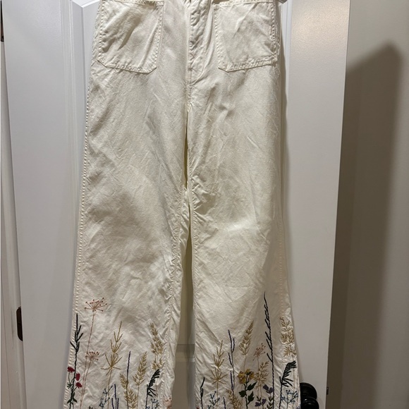 Ralph Lauren Pants - Ralph Lauren Cream Pants with Floral Detail